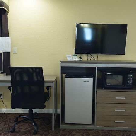 Best Western Hanford Inn Extérieur photo