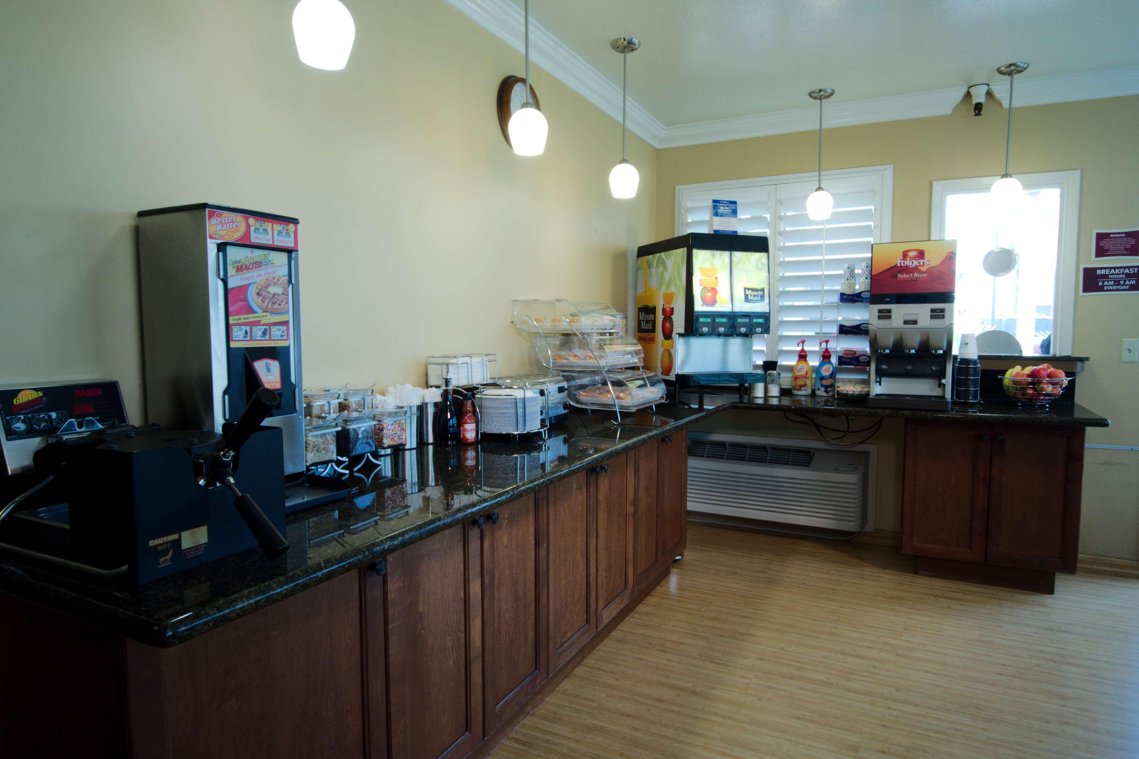 Best Western Hanford Inn Extérieur photo