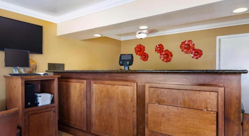 Best Western Hanford Inn Extérieur photo